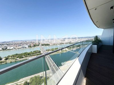 Traum-Wohnung mit Rundumblick: Doorman, Gym, Pool, Spa, Lounges, Hotel &amp; Supermarkt im Haus