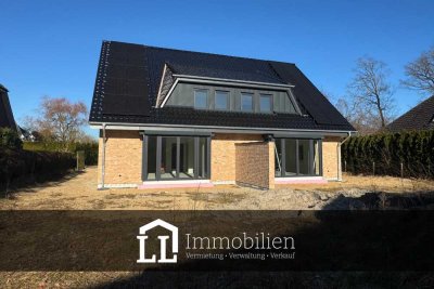 Neubau-Doppelhaushälfte: Wohnen ohne Kompromisse!