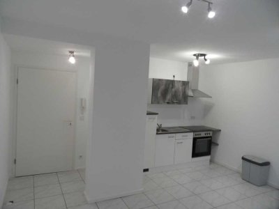 1-Zimmer-Souterrain-Wohnung in Winningen