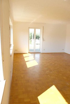 Gepflegtes Einfamilienhaus (Doppelhaushälfte) in Gaimersheim