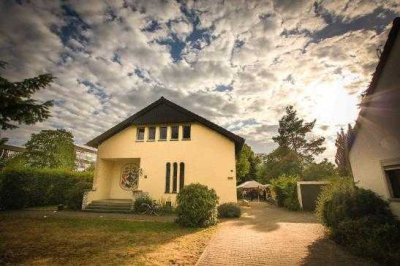 WG- Zimmer auf einem Verbindungshaus mit großer Gemeinschaft