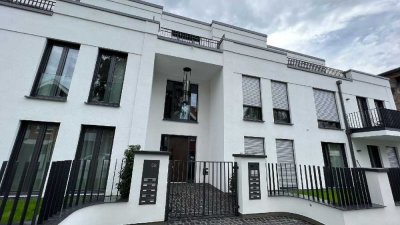 Traumhafte Penthouse Wohnung zwischen Fischteichen  und  Padersee