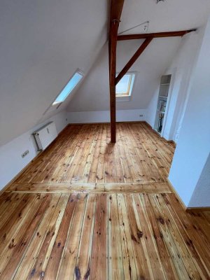 Attraktive 3-Zimmer-DG-Wohnung mit Balkon in Cottbus