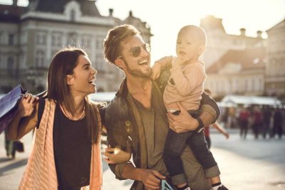 Eigene Penthouse - Wohnung 164 m² + 2 Einliegerwohnugen mit 71,4 m² & 90,5 m²