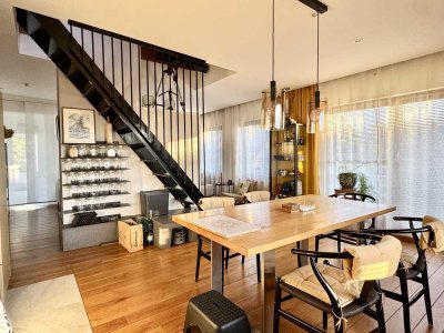1 WG-Zimmer in Loft mit 70qm Dachterrasse mit eigenem WC-Dusch Bad und kleine Küchenzeile, Balkon