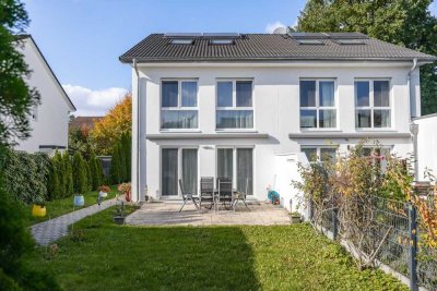 Moderne und elegante Doppelhaushälfte mit Südterrasse, Garage und Stellplatz in Fürstenfeldbruck