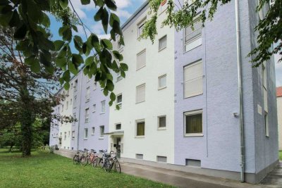 Gut geschnittene, lichtdurchflutete 2-Zimmer-Wohnung mit Balkon und EBK in Neu-Ulm