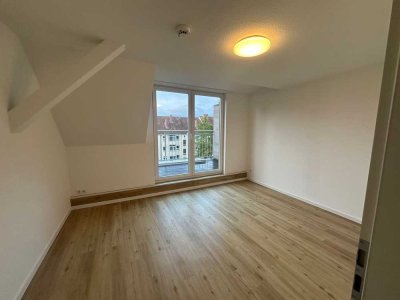 Schöne sanierte 2 Zimmer-Wohnung mit Balkon