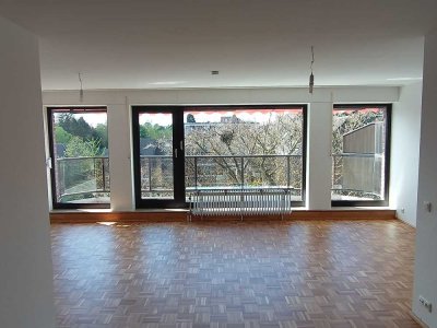 Helle 2-Zimmer-Wohnung mit 91 qm in Krefeld-Bockum
