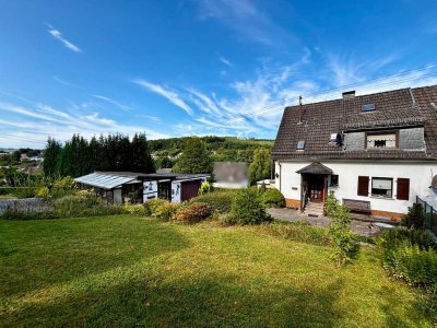 Familienfreundliche DHH mit viel Platz und idyllischem Garten in Neunkirchen-Salchendorf