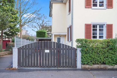 Attraktives Mehrfamilienhaus mit schönem Grundstück in Freiburg-Waldsee