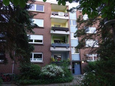 ***Modernisierte 3-Zimmer-Wohnung mit Balkon, Bad, WC und Balkon mit Weitblick über Braunschweig***