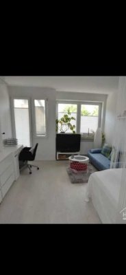 Möblierte 1 Zimmer Wohnung mit Balkon in Findorff