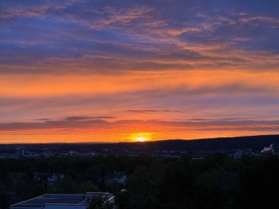 Hochwertige Traumwohnung mit Aufzug, großer Terrasse und einmaligem Blick auf Aschaffenburg
