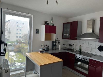 Freundliche, neuwertige 3-Zimmer-Wohnung mit gehobener Innenausstattung in Hannover