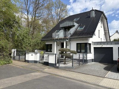 Neuwertiges freistehendes Einfamilienhaus in Köln-Weiden zu verkaufen!