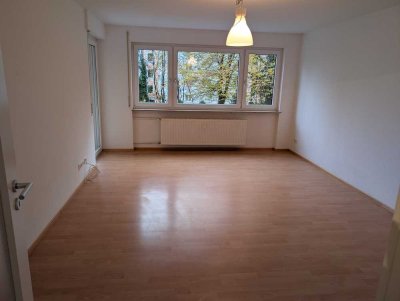 3-Zimmer Wohnung mit Balkon in Sindelfingen (sehr schön und hell)