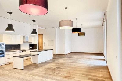 Gartenloft mit 3-4 Zimmern in absoluter Bestlage von Mitte