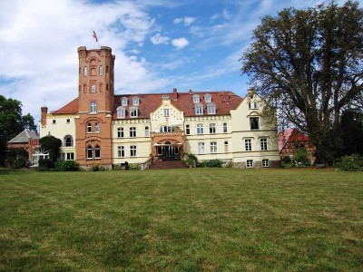 Neue Dachgeschosswohnung im Schloss Lelkendorf