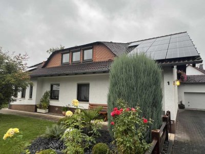 In netter Nachbarschaft! Großzügige, schöne und helle 3 Zimmer-Wohnung mit gleich 2 Balkonen, Ewi...