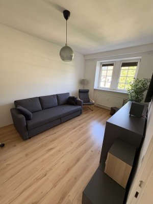 Möblierte 2-Zimmer-Wohnung in denkmalgeschützem Haus in Durlach