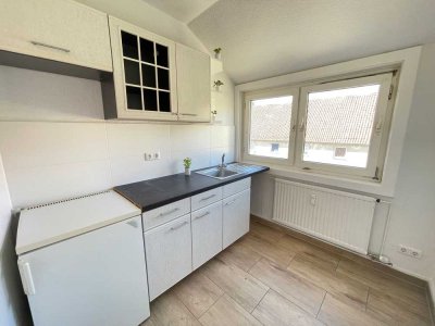 Gemütliche Dachgeschosswohnung mit Einbauküche!