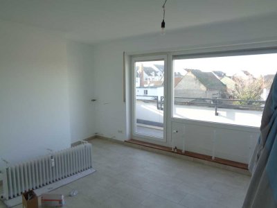 Wohnung zu vermieten, frisch renoviert, helle Fliesenböden