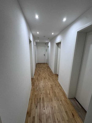 Neckarkanalstraße 48, 71686 Remseck