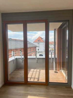 TOLLE 4-Zimmer-Wohnung mit 2 Bädern und West-Loggia