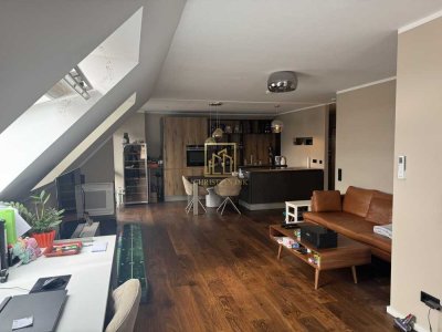 Christian Dik Immobilien/ Möblierte und renovierte Wohnung mit TG-Stellplatz in der Innenstadt
