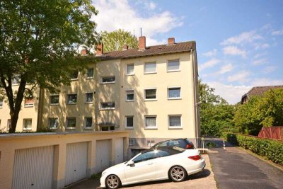 Wohnen in Rheinnähe: Gut geschnittene 3-Zimmer-Wohnung mit Balkon in Zündorf