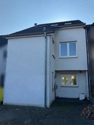 Zwangsversteigerung! Reihenendhaus - Besichtigung möglich