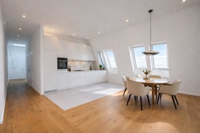 Moderne Dachgeschosswohnung mit Altbau-Flair – Wohnen über den Dächern Berlins in Neukölln
