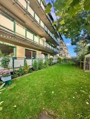 Drei Mehrfamilienhäuser und ein Grundstück am Volkspark in Duisburg-Rheinhausen