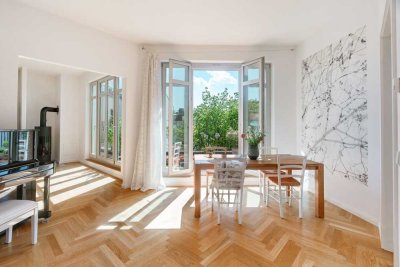 EXKLUSIVES WOHNEN IM PENTHOUSE / TRAUMBLICK ÜBER BERLIN / BESTLAGE PRENZLAUER BERG /  WINSVIERTEL