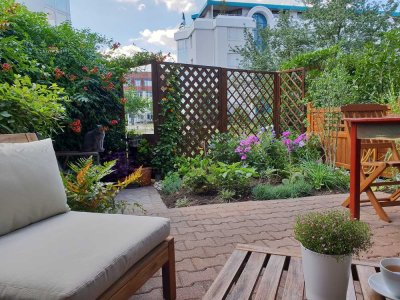 Schöne 3,5-Zimmer Erdgeschosswohnung mit Terrasse und EBK beliebter ruhiger Lage Nähe Marienbergpark