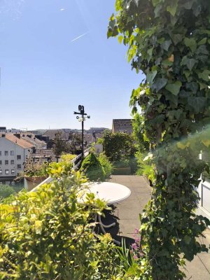 Große Eigentumswohnung mit sehr großer Dachterrasse zu verkaufen