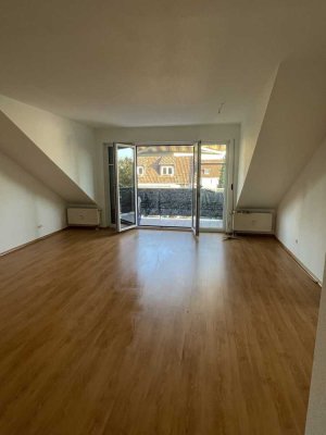 Ansprechende 2-Zimmer Wohnung mit EBK und Balkon in Mannheim