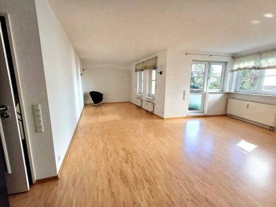 Großzügige 2,5-Zimmer Wohnung mit Balkon in Weinstadt