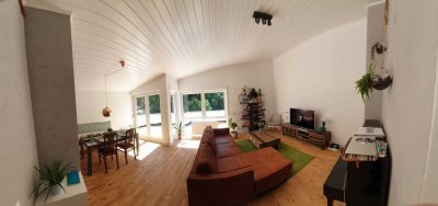 Stilvolle, sanierte 3,5-Zimmer-Penthouse-Wohnung mit zwei großen Terrassen und Einbauküche in Mainz