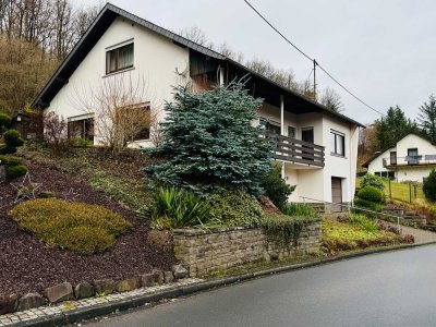 Viel Platz für Ihre Ideen: Großzügiges Wohnhaus in attraktiver Lage!