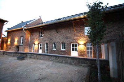 Großzügiges freistehendes Einfamilienhaus (Loft) mit Stellplatz