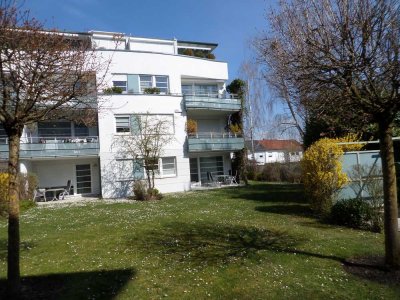 Gepflegte 2-Zimmer Wohnung mit Balkon im 1. OG in Regensburg-Westenviertel