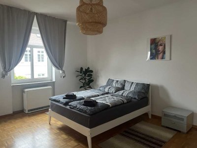 Schöne 3 Zimmerwohnung in Jugendstilvilla am Killesberg