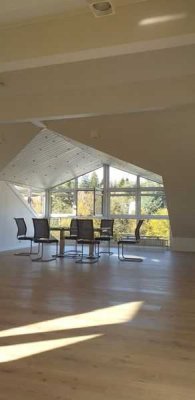 Helle 2-Zimmer Dachgeschosswohnung in Emmendingen