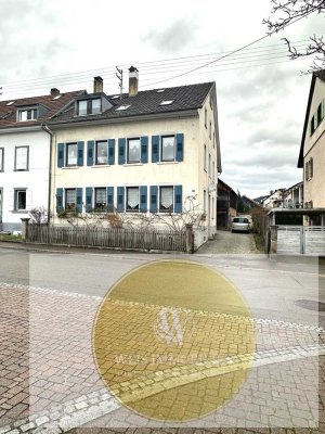 EFH mit 3 Wohneinheiten mit viel Potenzial im schönen Kandertal in Kandern zu verkaufen. VHB!