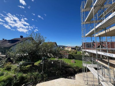 3-Zimmer-Wohnung im 1.OG mit großer Terrasse und Sonne von morgens bis abends!
