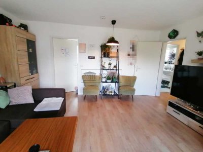 Helle 2-Zimmer-Wohnung mit Balkon