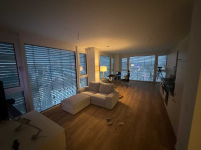 Moderne 2-Zimmer-Wohnung im Neubau (2. Bezug) mit Panoramablick – Innenstadt