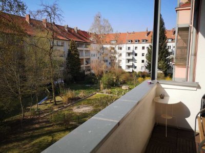 Stilvolle, gepflegte 3-Zimmer-Wohnung mit Balkon in Hannover